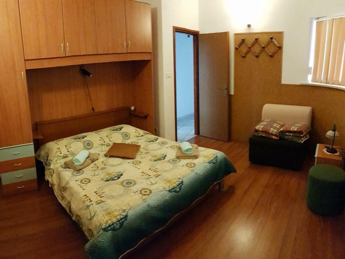 Villa Noela Pula Ngoại thất bức ảnh